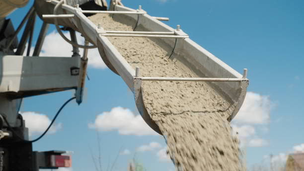 Best Concrete Walkway Installation  in Overland, MO